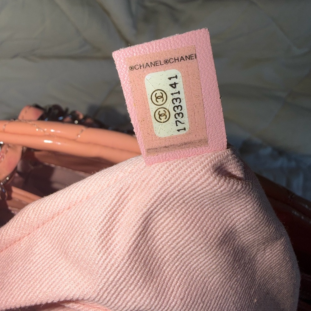 CHANEL Pink Glossy Quilted Shoulder Bag - Picture 11 of 14